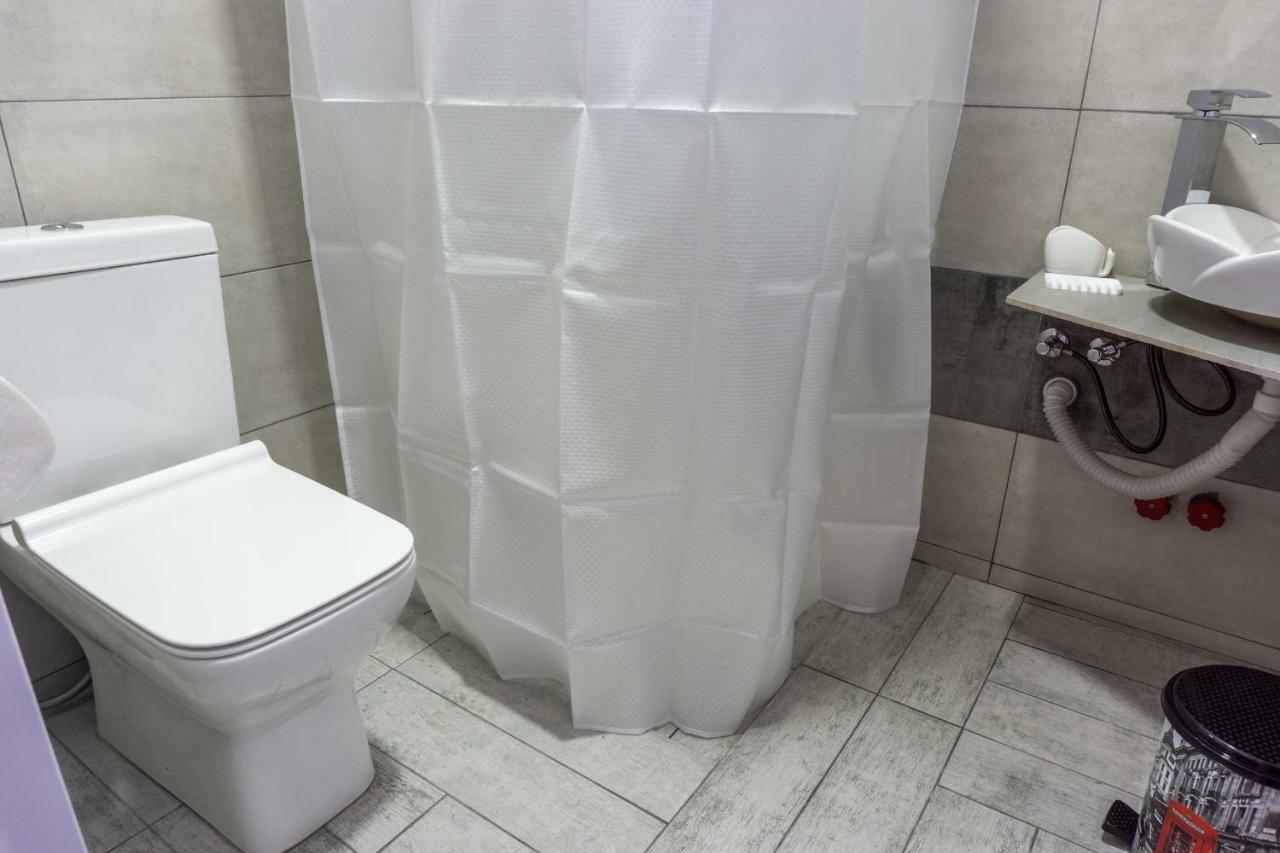 Guesthouse Kado Tbilisi Luaran gambar