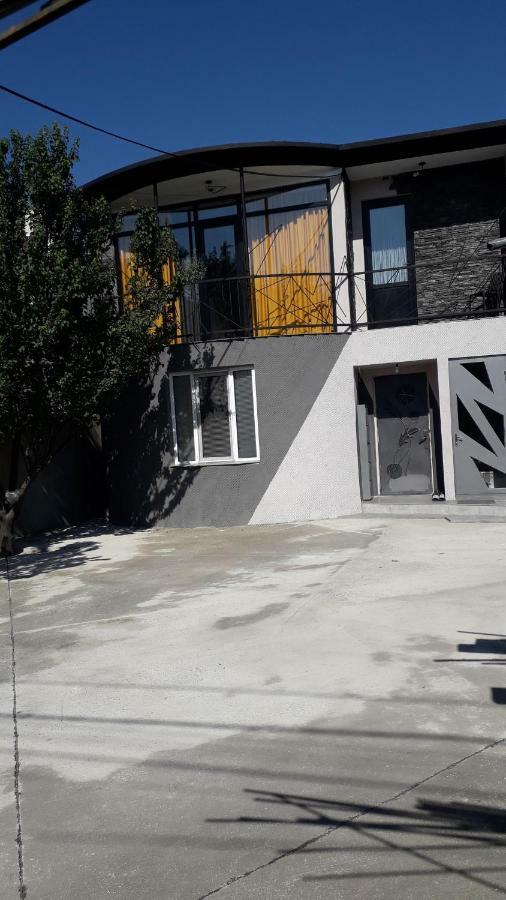 Guesthouse Kado Tbilisi Luaran gambar